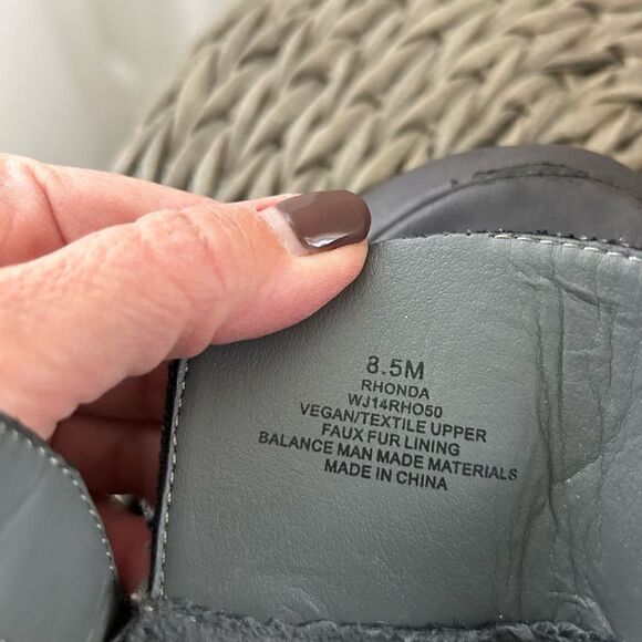 Jambu Sport Wedge Design Women’s Boot with Velcro Faux Fur Lining - Picture 11 of 11